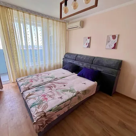 Appartamento Panoramaview Lazur