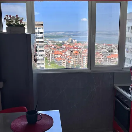 Διαμέρισμα Panoramaview Lazur *